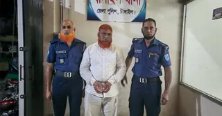 ১০ কোটি টাকার সেতুতে রডের বদলে বাঁশ; সাব-ঠিকাদার গ্রেপ্তার